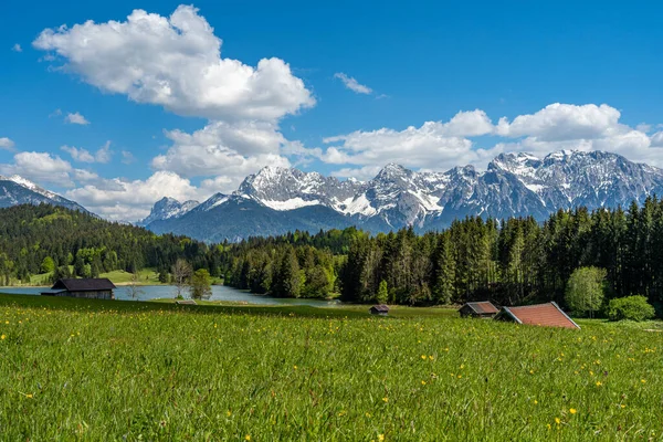 Uma Foto Fascinante Uma Paisagem Montanhosa Baviera Alemanha — Fotografia de Stock