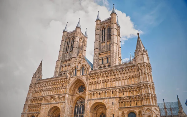 Lincoln Cathedral Lincoln Blue Cloudy Sky Sunny Day — Stock Photo, Image