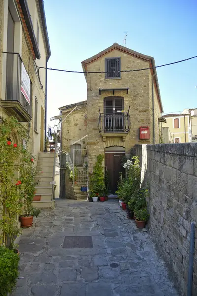 Uma Rua Estreita Entre Antigas Casas Pietrapertosa Uma Aldeia Medieval — Fotografia de Stock