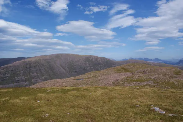 Een Prachtig Landschap Van Bergen Een Bewolkte Dag Schotland — Stockfoto