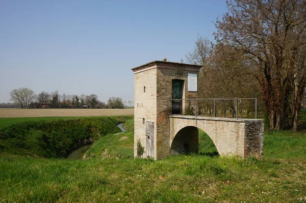 Beau Plan Pont Avec Des Gardiens Gatchina San Giorgio Piano — Photo