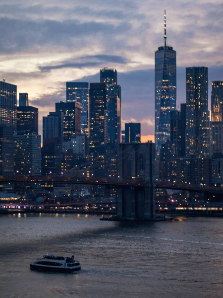 Vacker Utsikt Över New York Skyline Kvällen — Stockfoto