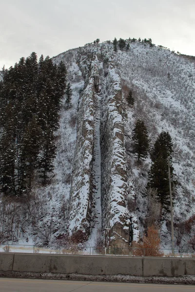 Vertical Shot Devil Slide Winter Coastal Promontory Utah California United — Stock Photo, Image