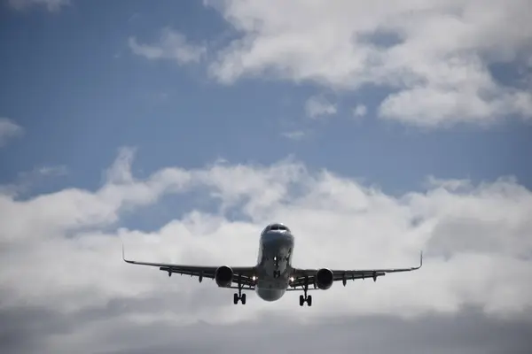 Une Belle Vue Avion Passagers Avec Fond Bleu Ciel Nuageux — Photo