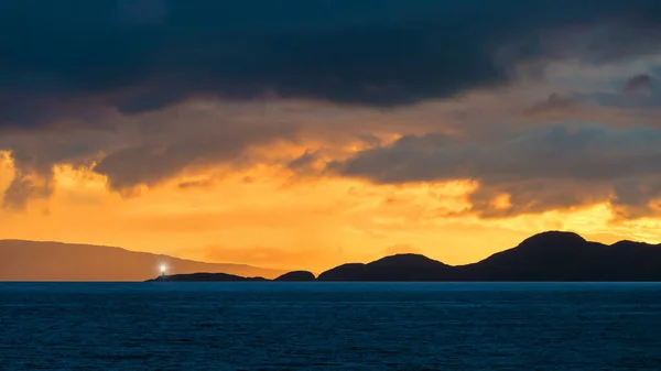 日落时英国苏格兰自然景观的鸟瞰图 — 图库照片