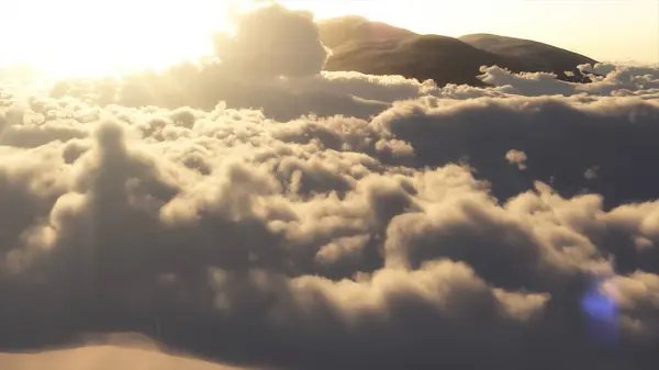 Яскравий Літній Захід Сонця Сяє Над Шаром Густих Хмар — стокове фото