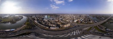 Arnhem kavşağının tam 360 derecelik hava sahası..