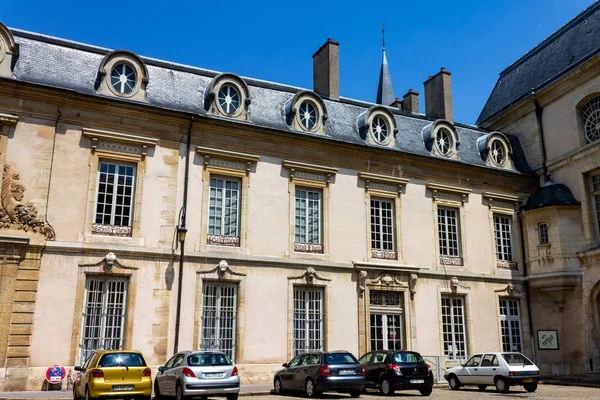 Старый Фасад Здания Против Неба Архитектура Дижона Франция — стоковое фото