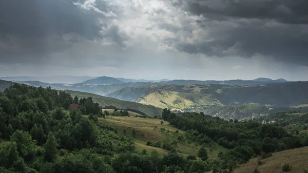 Красивый Вид Горы Дневном Свете — стоковое фото