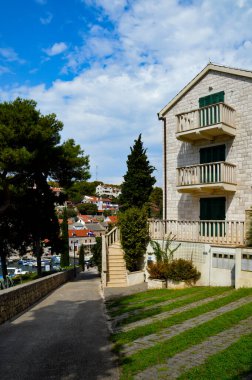 Hırvatistan 'ın antik bir kenti olan Split' in tarihi merkezinde bir cadde