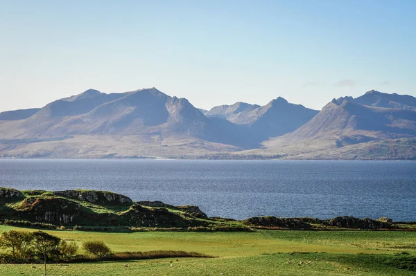 Beautiful Shot Mountains Seen Isle Bute Highlands Scotland — Stock Photo, Image
