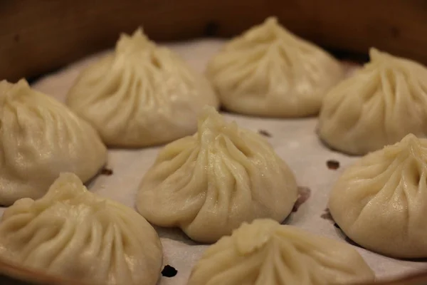 Een Close Shot Van Dumplings Plaat — Stockfoto