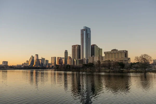 Plano Horizontal Lago Ladybird Paseo Marítimo Ciudad Austin —  Fotos de Stock