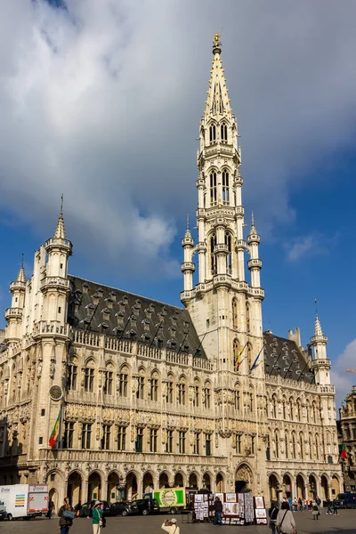 Een Verticale Opname Van Het Brusselse Stadhuis Achtergrond Van Een — Stockfoto
