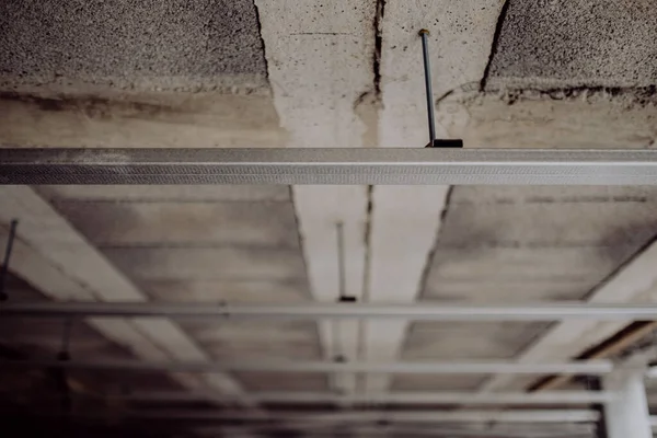 건물의 콘크리트 천장을 클로즈업 — 스톡 사진