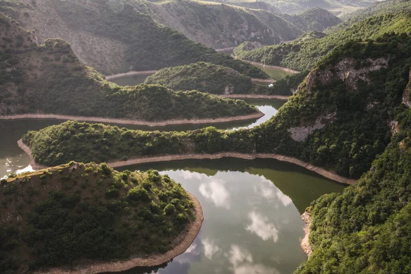 Una Hermosa Vista Las Montañas Luz Del Día — Foto de Stock