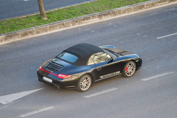 Una Foto Porsche 911 Carrera Deportivo Las Calles Lisboa — Foto de Stock