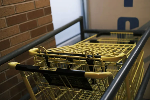 Closeup Yellow Shopping Supermarket Carts Building — Stock Photo, Image