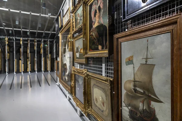 Art Pieces Hanging Grids Boijmans Van Beuningen Artwork Depot Storage — Stock Photo, Image