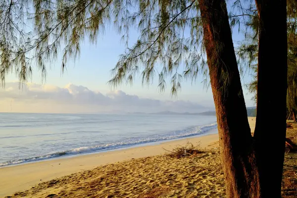 Beautiful Shot Calm Clear Sea Kijal Beach Malaysia — Stock Photo, Image