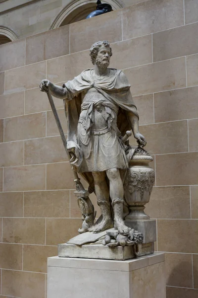 Vertikal Bild Monumentet Till Hannibal Barca Louvren Paris Frankrike — Stockfoto