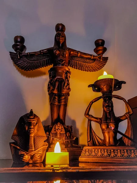 Three Candlesticks Egyptian Queens Tutankhamun — Stock Photo, Image