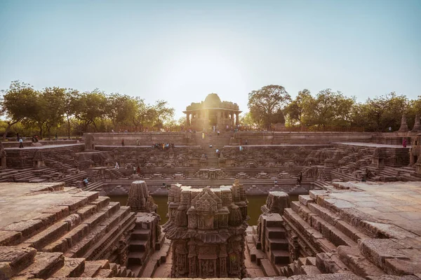 Uma Vista Panorâmica Templo Sol Aldeia Modhera Pôr Sol Gujarat — Fotografia de Stock