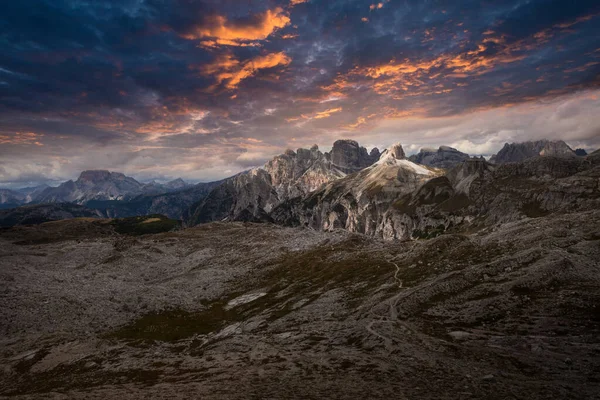 Dolomitlerle Yürüyüş Yakın Çekim — Stok fotoğraf