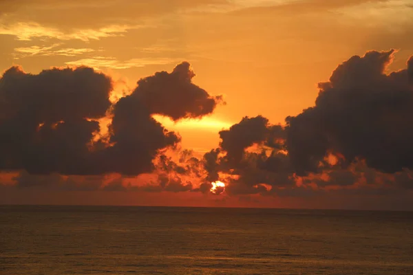 Una Hermosa Toma Una Puesta Sol Mar — Foto de Stock