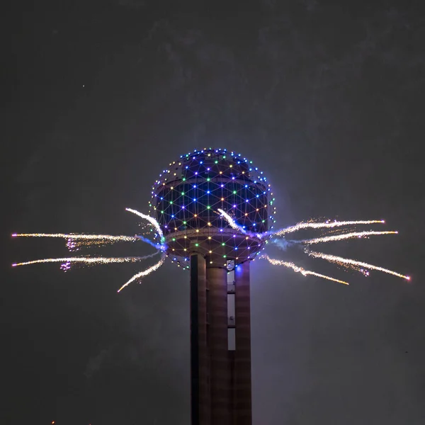 Fireworks Exploding Reunion Tower Dallas Texas New Year — Stock Photo, Image