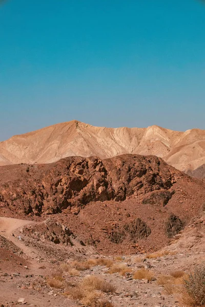 Lodret Skud Bjergene Spænder Mod Den Blå Himmel Sinai Egypten - Stock-foto