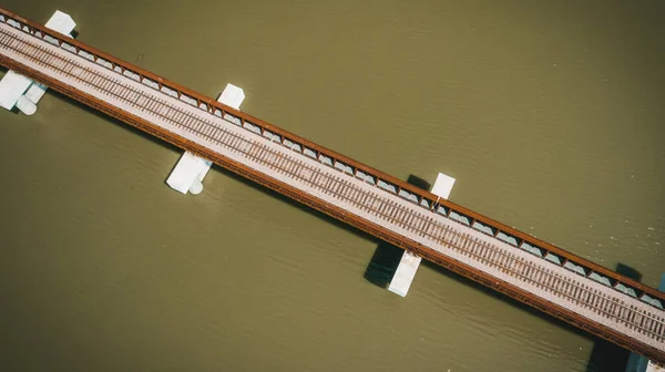 Αεροφωτογραφία Σιδηροδρομικής Γέφυρας Πάνω Από Λίμνη Χιούστον — Φωτογραφία Αρχείου