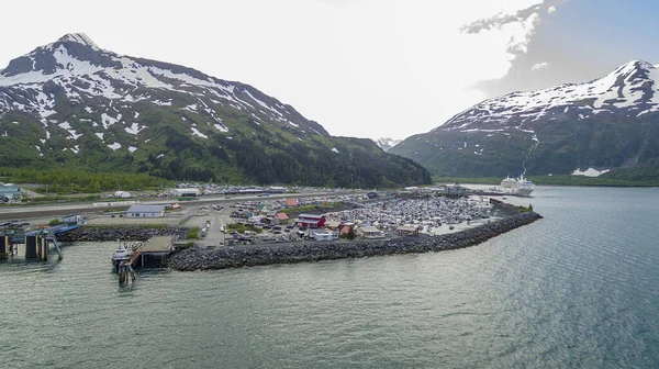 Beautiful Aerial View Harbor Whittier Alaska Cruise Ship Coming Distance — Stock Photo, Image