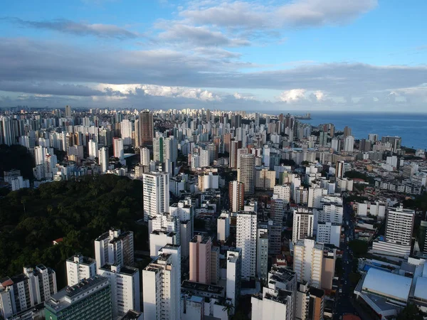 Sao Paulo Nun Bulutlu Ama Berrak Bir Gökyüzü Altında Yüksek — Stok fotoğraf