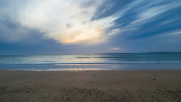 Lugn Strand Klarblå Himmel Tanger Marocko — Stockfoto