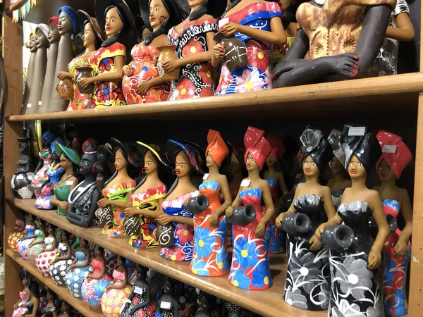 巴西街头市场的手工艺品纪念品 — 图库照片