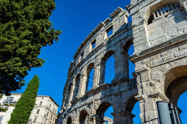 Uma Foto Baixo Ângulo Bela Arquitetura Pula Arena Croácia — Fotografia de Stock