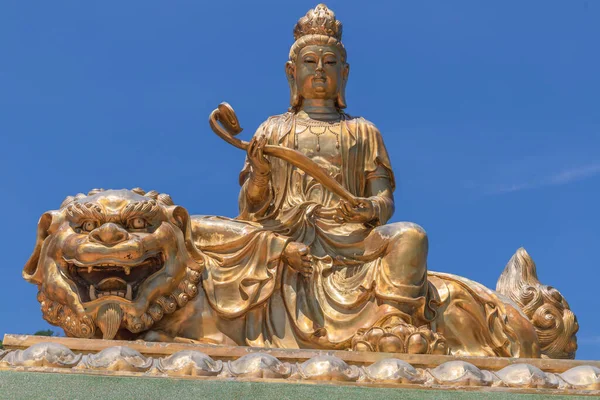 Złoty Posąg Bóstwo Samantabhadra — Zdjęcie stockowe