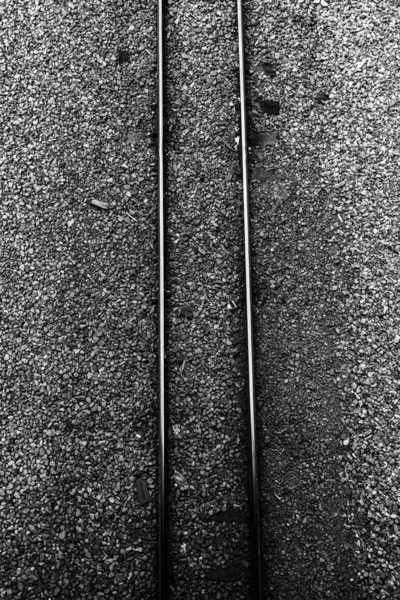 Μια Κάθετη Κάτοψη Του Σιδηροδρόμου Στο Grunge Σκούρο Γκρι Μικρά — Φωτογραφία Αρχείου