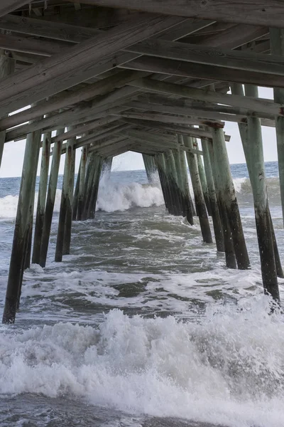 Primer Plano Oleaje Pesado Tormenta Tropical Henri Golpea Muelle Entrada — Foto de Stock