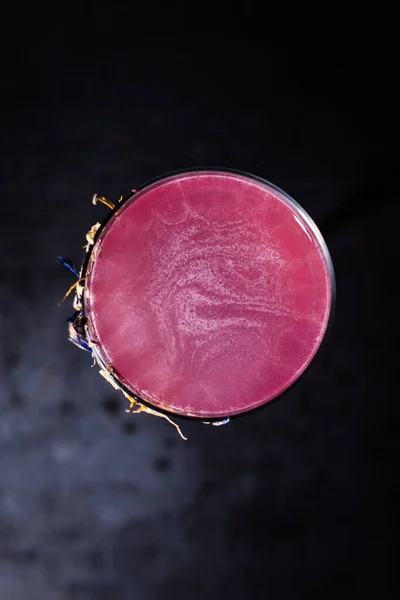 Top View Shot Pink Cocktail Black Background — Stock Photo, Image