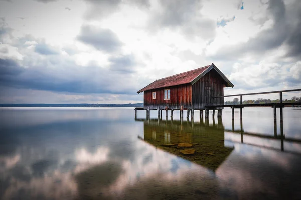 Μια Όμορφη Θέα Από Ένα Λεμβοστάσιο Πάνω Από Λίμνη Ammersee — Φωτογραφία Αρχείου