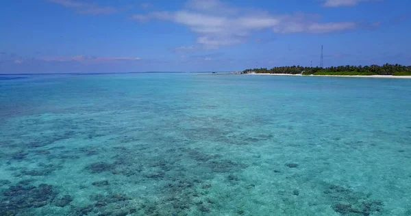 Una Vista Panoramica Dell Oceano Turchese Alle Maldive Con Isola — Foto Stock
