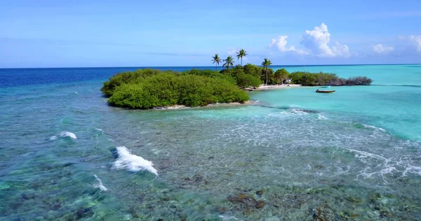 Beautiful View Tropical Island Surrounded Sea Blue Sky Asia — Stock Photo, Image