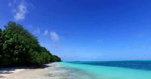 Eine Luftaufnahme Des Wunderschönen Türkisfarbenen Meeres Auf Den Malediven — Stockfoto