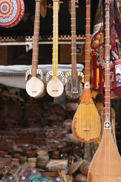 Vertical Closeup String Musical Instruments Hanging Souvenir Shop Selected Focus — Stock Photo, Image