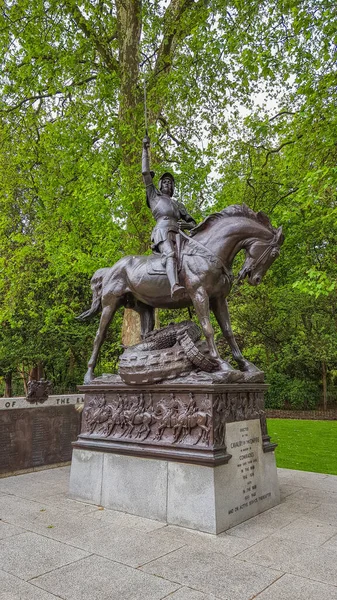 Eine Vertikale Aufnahme Des Cavalry Memorial Hyde Park London Großbritannien — Stockfoto