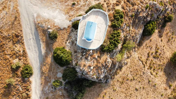 Bird Eye View Building Swimming Pool Rooftop Hills Desert — Stock Photo, Image