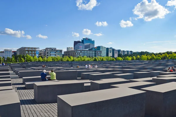 Ein Platz Mit Einem Denkmal Für Die Opfer Des Holocaust — Stockfoto