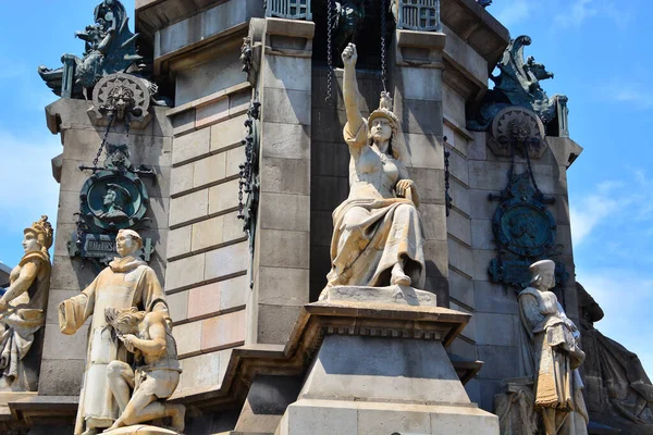 Uitzicht Het Standbeeld Van Columbus Bij Kathedraal Barcelona Spanje — Stockfoto